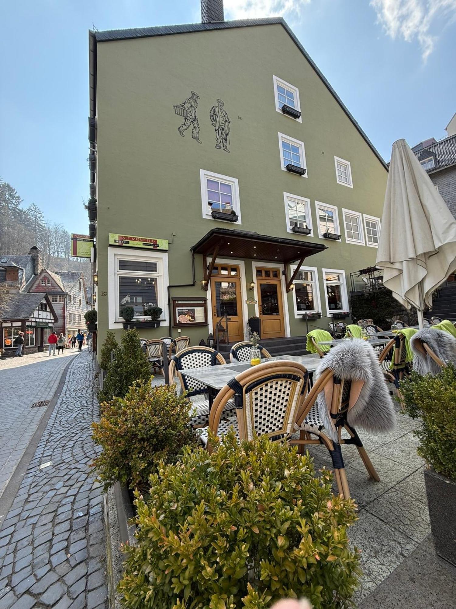 Hotel Alt Montjoie Eksteriør bilde