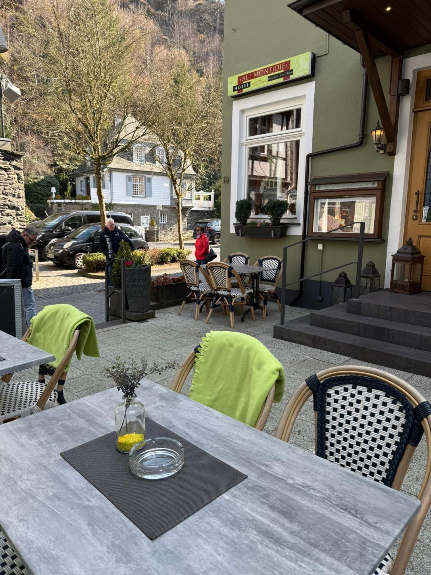 Hotel Alt Montjoie Eksteriør bilde