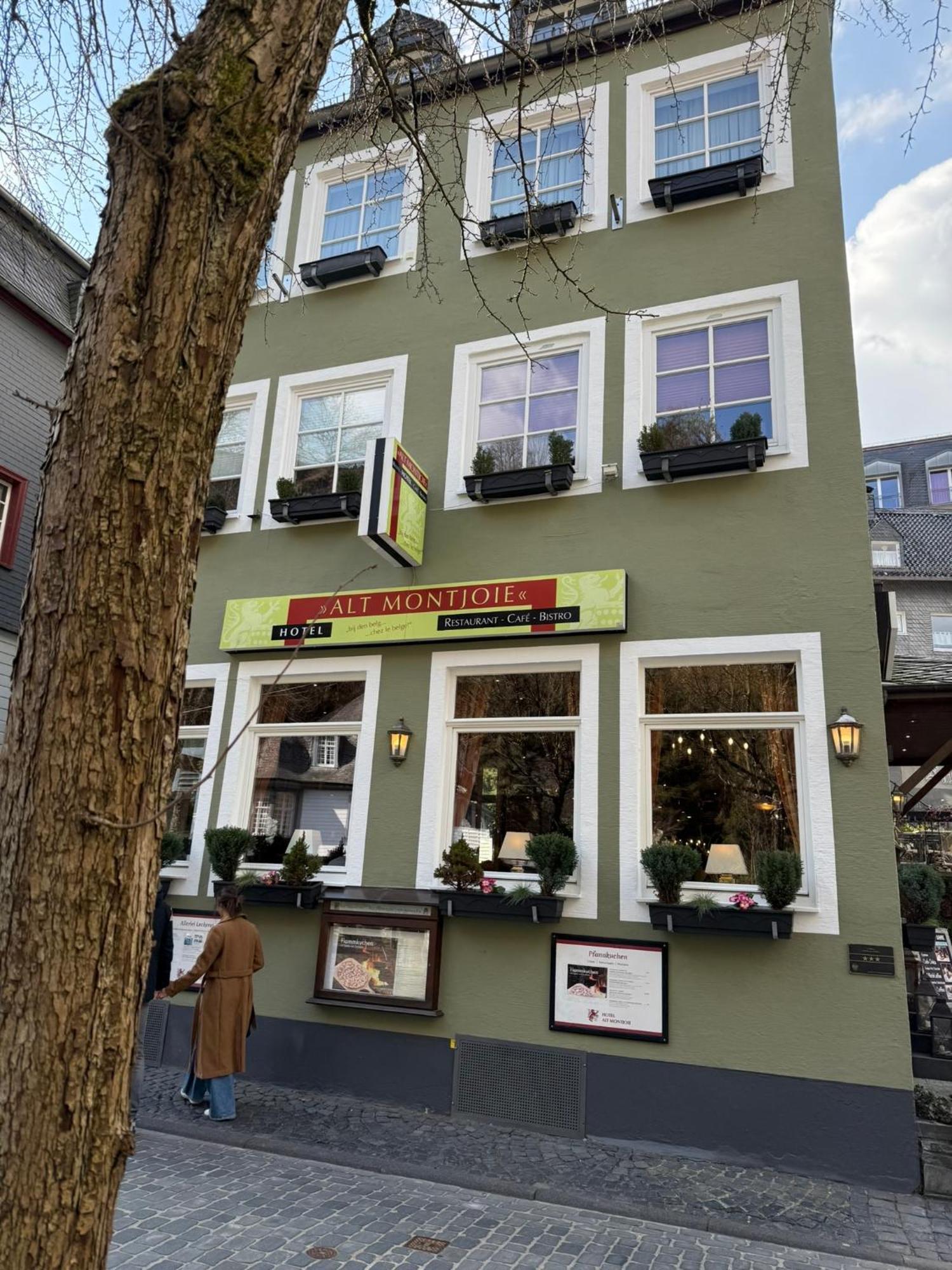 Hotel Alt Montjoie Eksteriør bilde